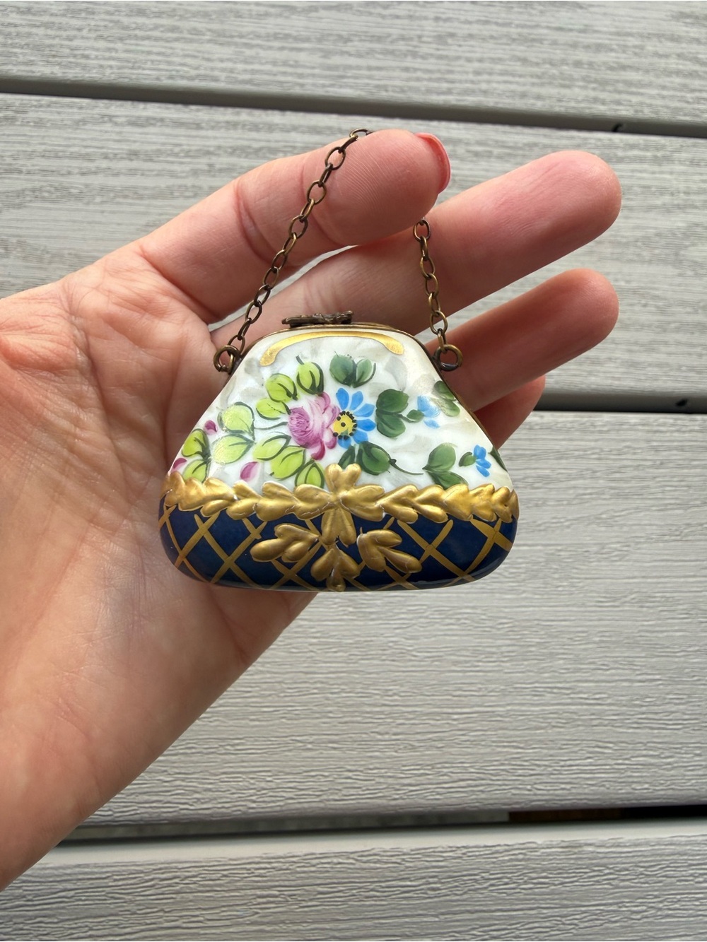 Vintage La Gloriette Limoges France Hand Painted Porcelain Purse Trinket Box
